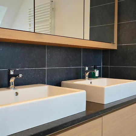 Apartamento Le Phare - Penthouse Duplex Sur La Lippenslaan - 10min à Pied - Idéal Groupe Famille&amis - 2 Terrasses - Garage Privé Gratuit à Proximité