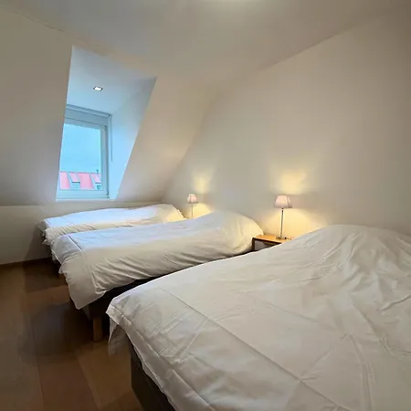 Apartamento Le Phare - Penthouse Duplex Sur La Lippenslaan - 10min à Pied - Idéal Groupe Famille&amis - 2 Terrasses - Garage Privé Gratuit à Proximité Knokke-Heist