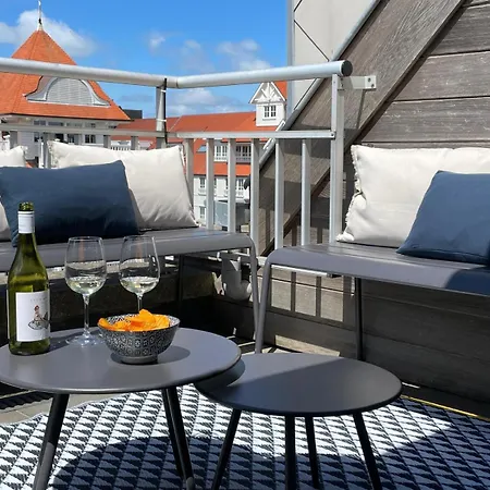 Apartamento Le Phare - Penthouse Duplex Sur La Lippenslaan - 10min à Pied - Idéal Groupe Famille&amis - 2 Terrasses - Garage Privé Gratuit à Proximité Knokke-Heist