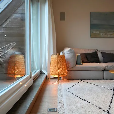 Apartamento Le Phare - Penthouse Duplex Sur La Lippenslaan - 10min à Pied - Idéal Groupe Famille&amis - 2 Terrasses - Garage Privé Gratuit à Proximité Knokke-Heist