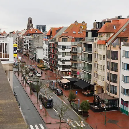 Apartamento Le Phare - Penthouse Duplex Sur La Lippenslaan - 10min à Pied - Idéal Groupe Famille&amis - 2 Terrasses - Garage Privé Gratuit à Proximité