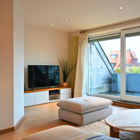 Apartamento Le Phare - Penthouse Duplex Sur La Lippenslaan - 10min à Pied - Idéal Groupe Famille&amis - 2 Terrasses - Garage Privé Gratuit à Proximité *